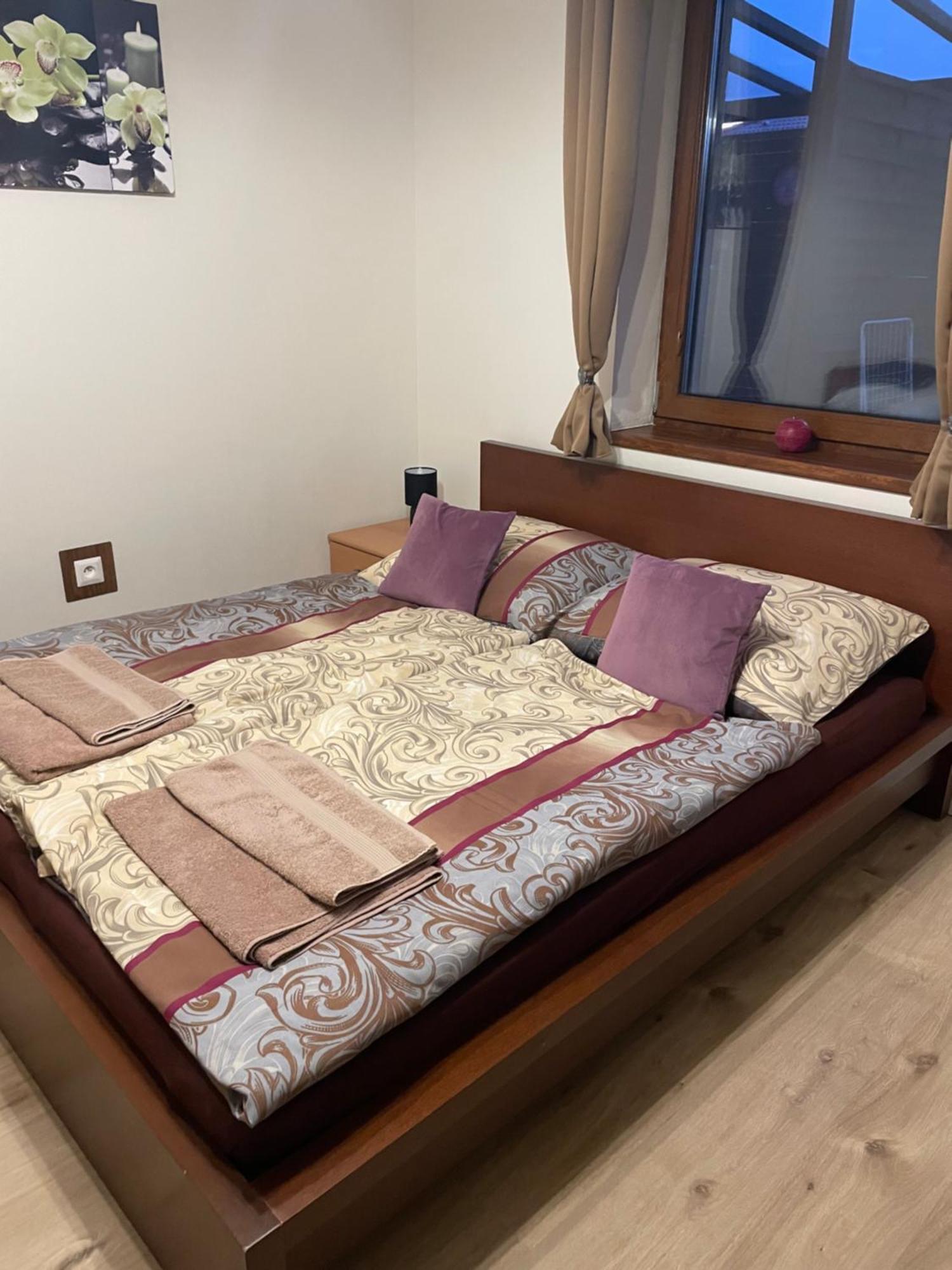 Apartmán LOSONCI pre 2 osoby Nesvady Esterno foto