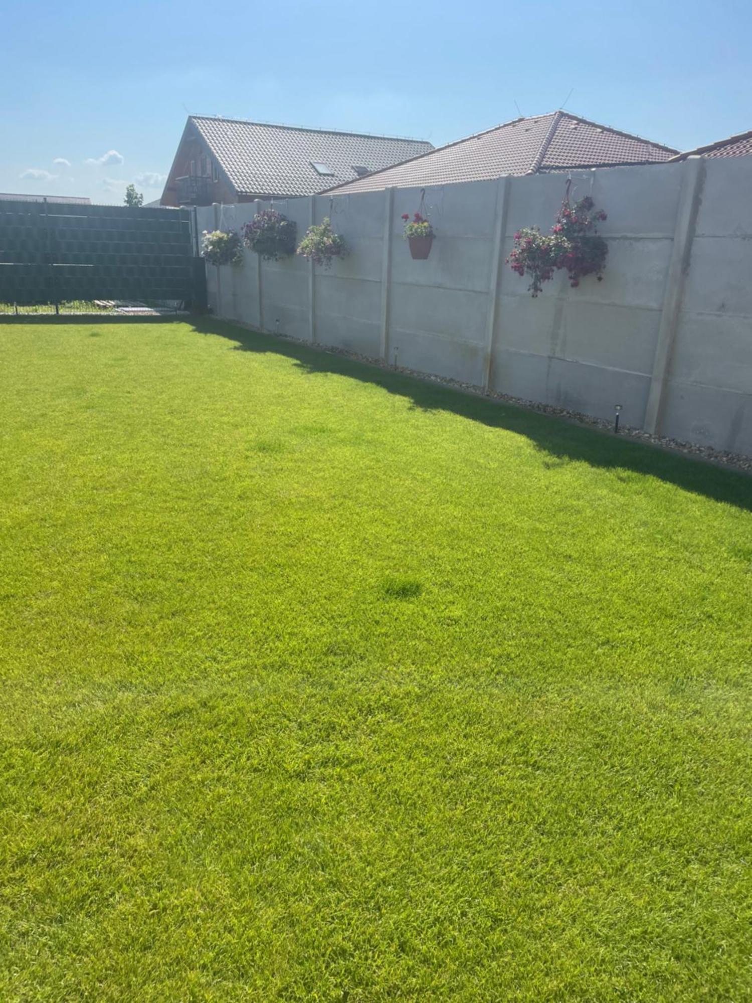 Apartmán LOSONCI pre 2 osoby Nesvady Esterno foto