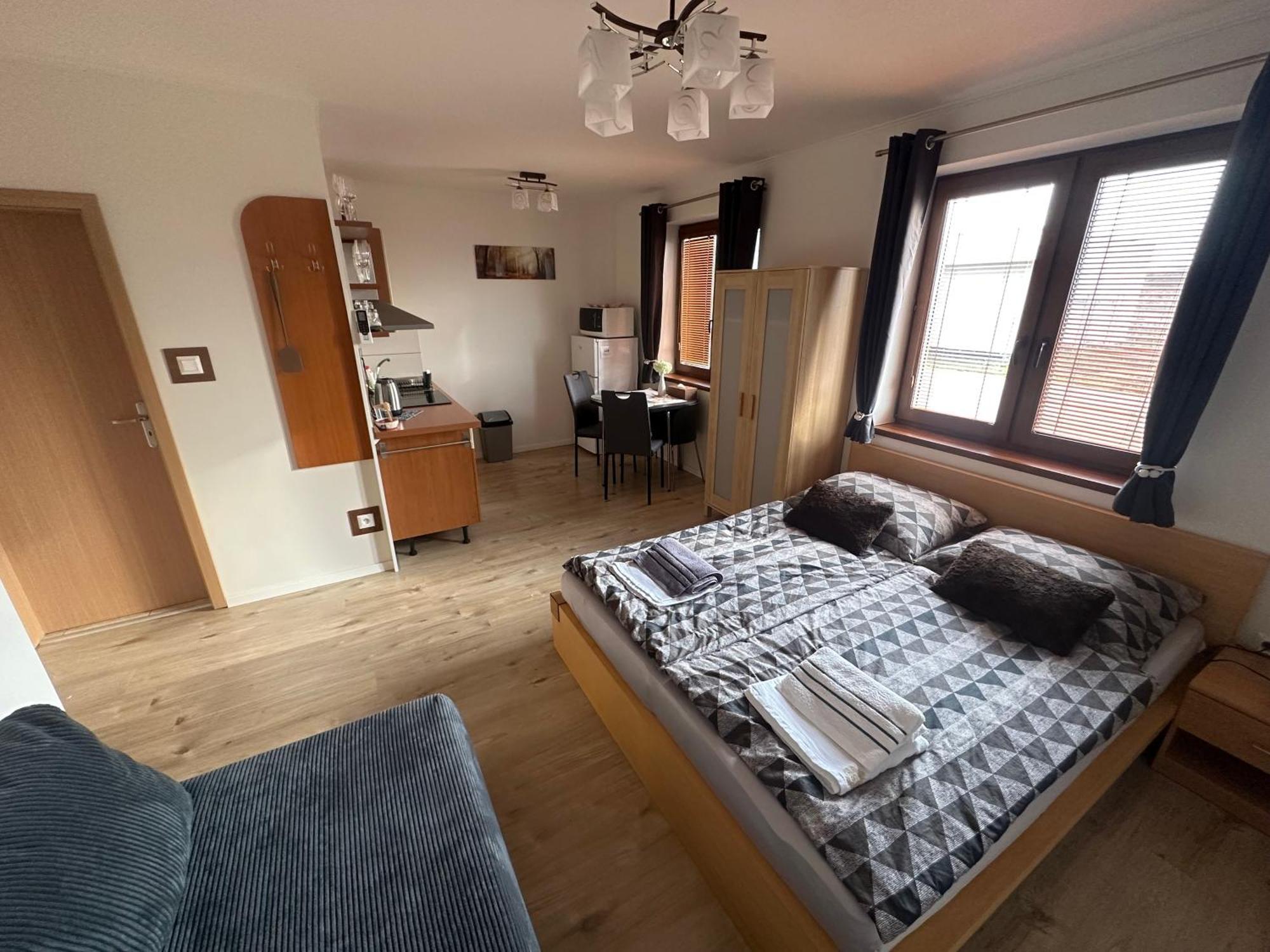 Apartmán LOSONCI pre 2 osoby Nesvady Esterno foto