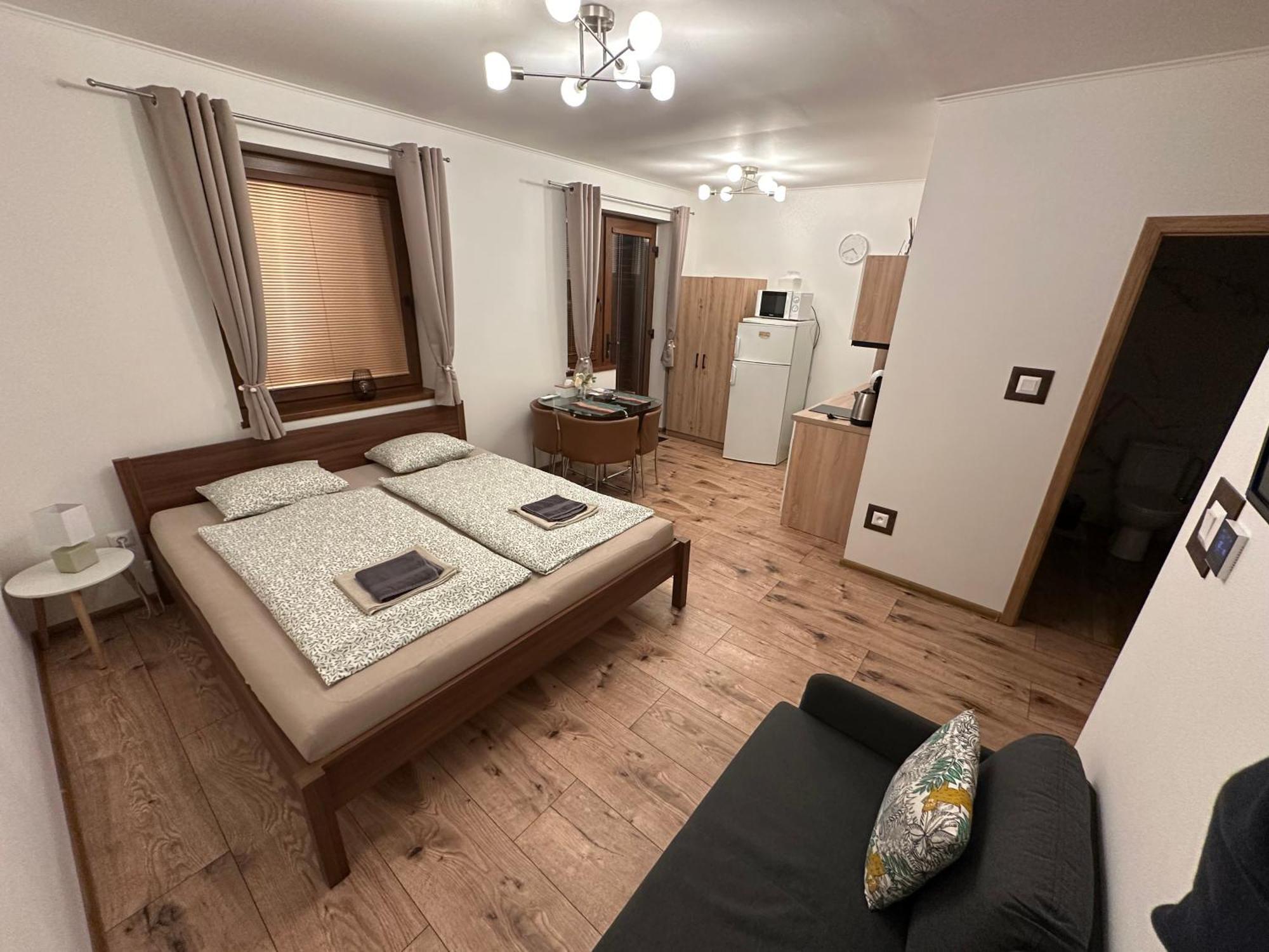 Apartmán LOSONCI pre 2 osoby Nesvady Esterno foto